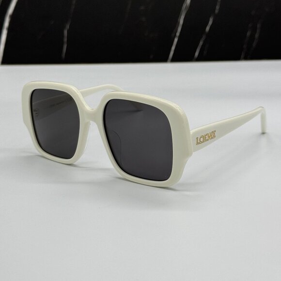 NEW LOEWE LW40134U 25A, SQUARE OVERSIZED WHIYE GRAY WOMEN SUNGLASSES LOEWE - Picture 2 of 9